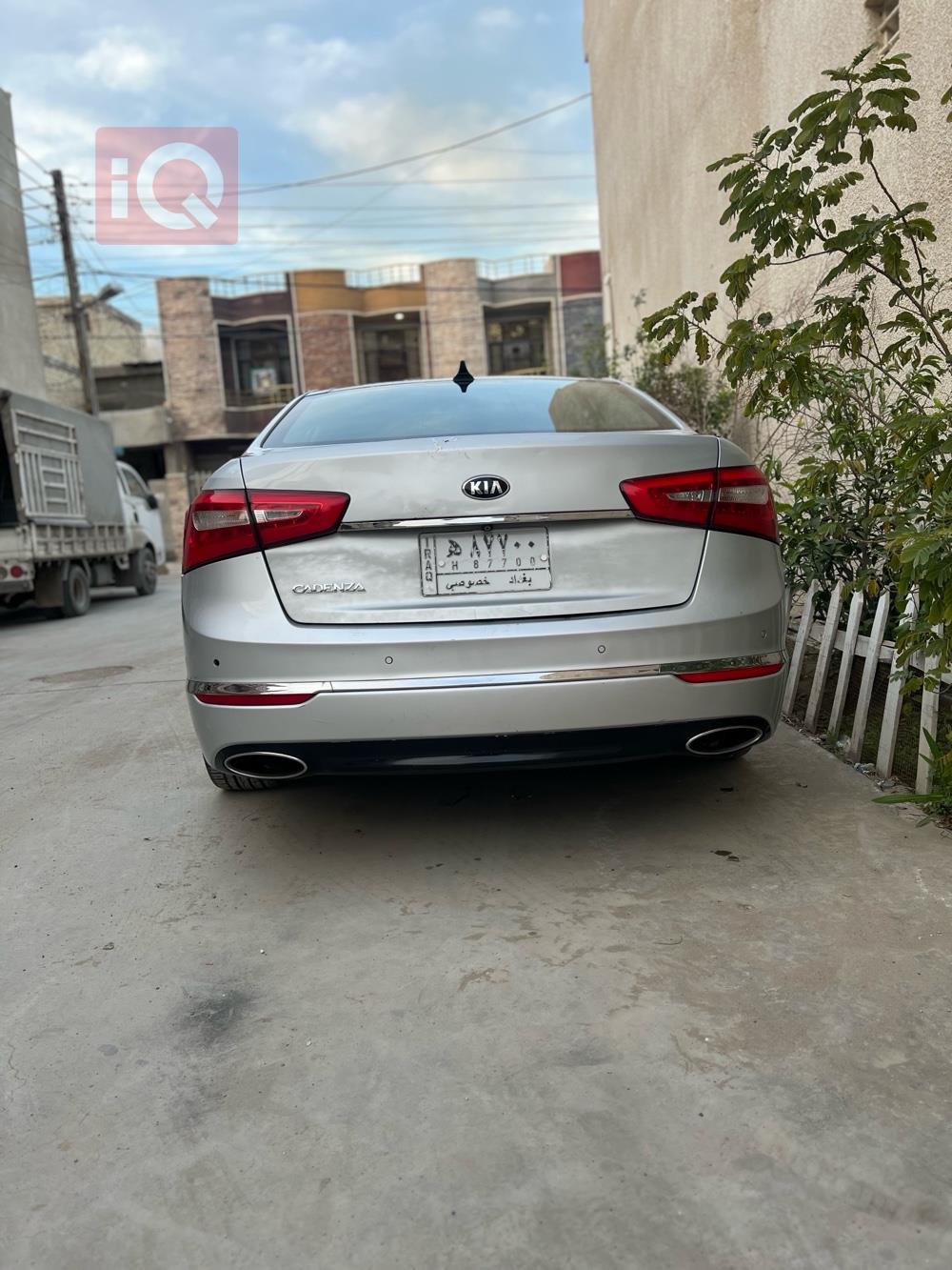 Kia Cadenza